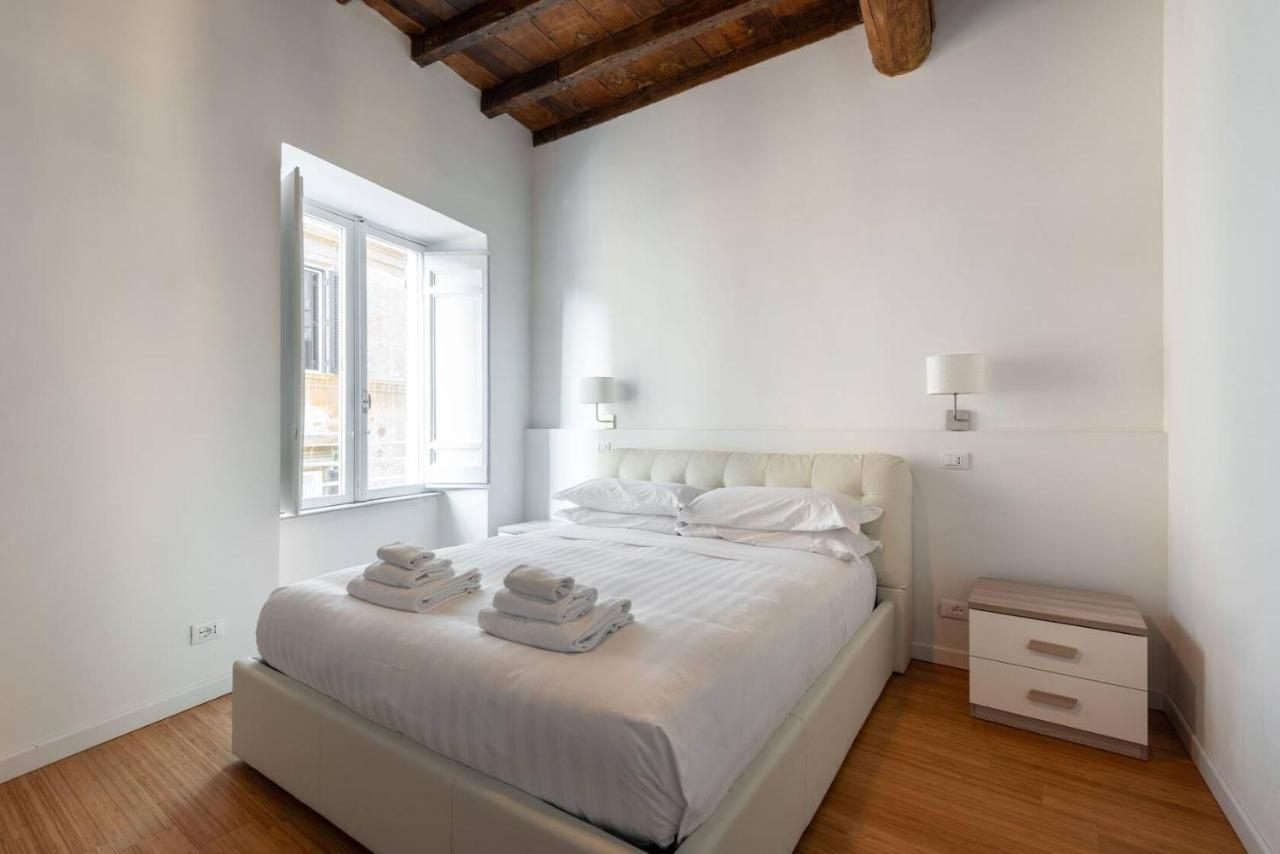 Restored Apartment - Stunning Pantheon View 罗马 外观 照片