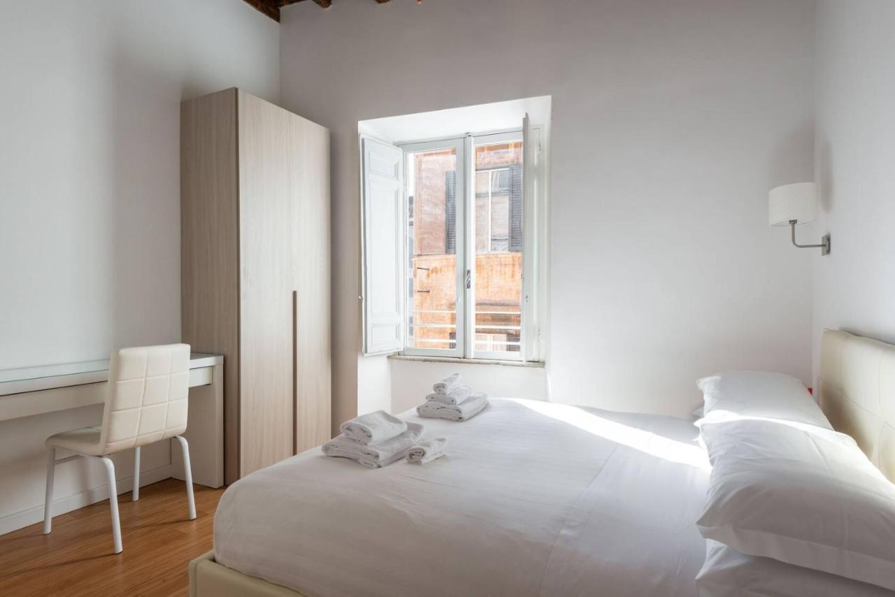Restored Apartment - Stunning Pantheon View 罗马 外观 照片